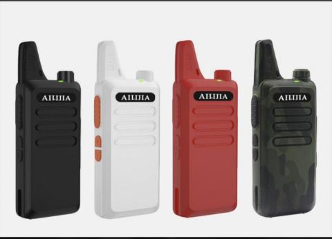 典典道具租借 - 遠距離對講機
租金 : 一百元(單隻  量多可議價)
!!穿牆、話質清晰、長距離、活動主辦必備!!
簡單操作 : 音量調節、頻道選擇、外接耳機、麥克風、USB充電、調整至相同頻道即可對話
外接耳麥通話更清晰



商品租借請洽業務窗口
公司電話： 0965-139663
                   0933-957700
ideaplansales2@gmail.com