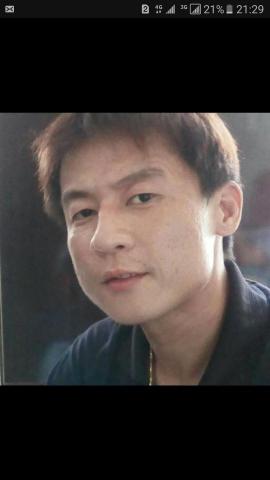 羅峻鴻 - 羅小鴻
