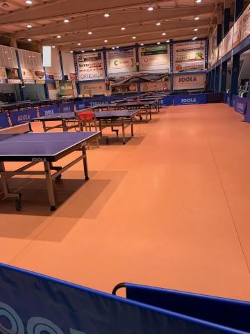 Lin - 旅外參加俱樂部，效力球隊訓練場地。