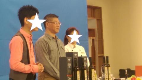 William  - 銷售第一道冷壓橄欖油油品,原裝原瓶