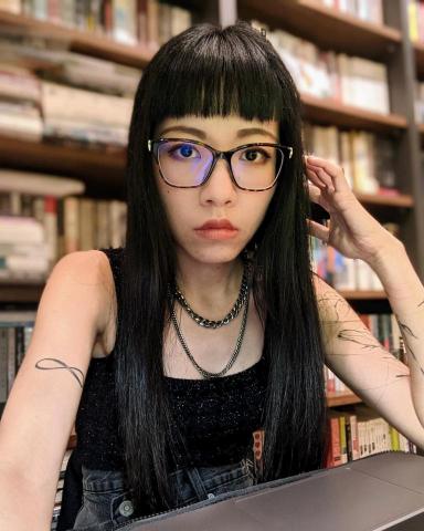 勵心如 勵心如