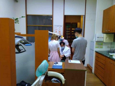 陳宇玄 - 曾經在牙科診所實習
