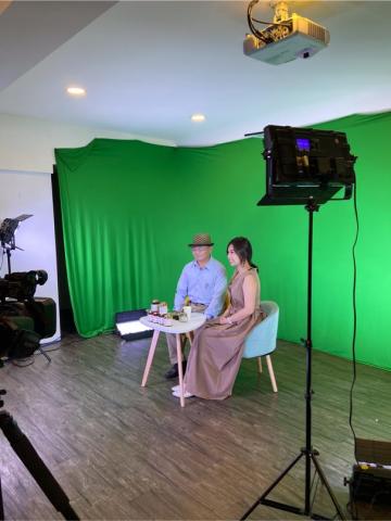  溱果甜心婚禮/活動主持人 - 直播主持-現場購物平台