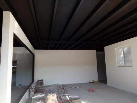 鄭信義 - 工廠噴漆