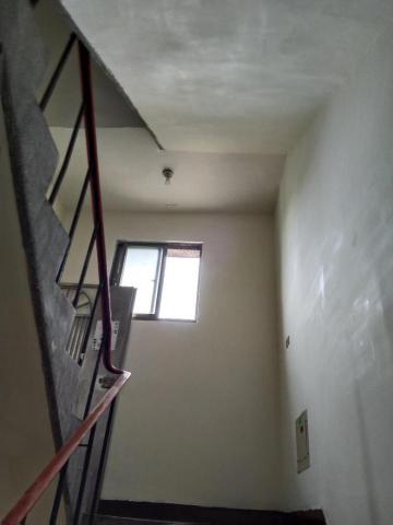 鄭信義 - 公梯粉刷