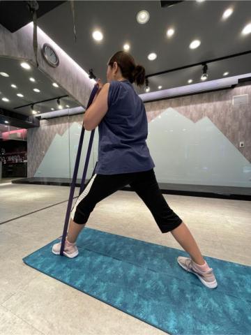 臻完美減脂教練 - 彈力繩運動