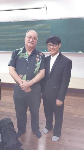 蔡侑廷 - 與美國Eastman音樂學院教授James Thompson上大師班