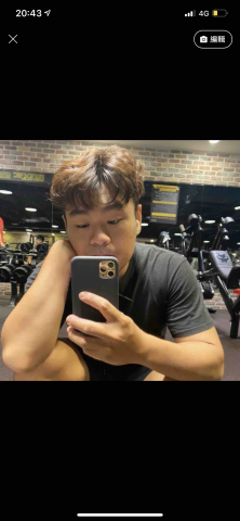 提供衝浪教練課服務的專家MAX FITNESS文心店