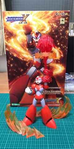 越彩珠寶、模型工作室 -  模型代工:洛克人X-艾克斯(上升火焰)。完成圖 越彩珠寶、模型工作室 -  模型代工:洛克人X-艾克斯(上升火焰)。完成圖