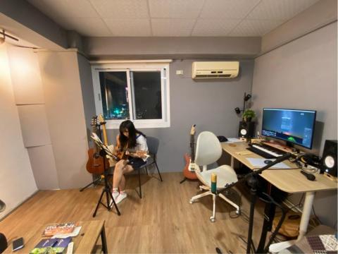 陳勻 - 音樂工作室上課環境