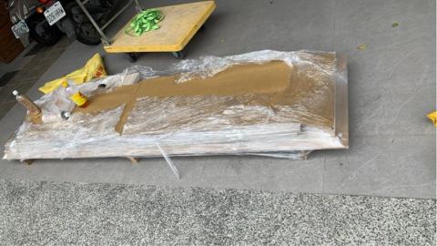 麻吉弟弟（阿智） -  配合公司載板貨