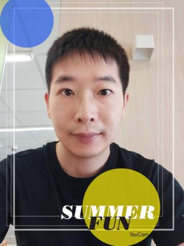 提供遛狗服務的專家黃守紳