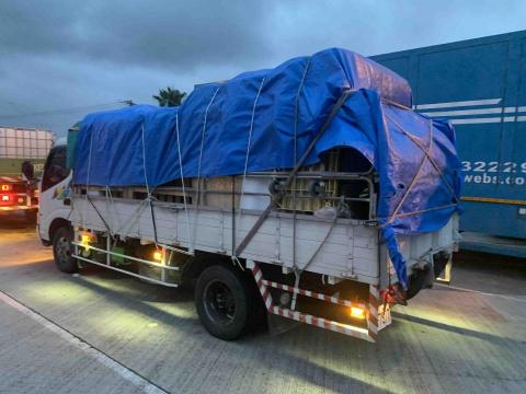 麻吉弟弟（阿智） - 台中載貨下安南疊好疊滿