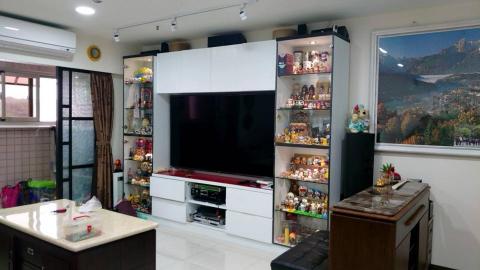 一岱設計有限公司 - 隔間貼件門及系統櫃電視牆