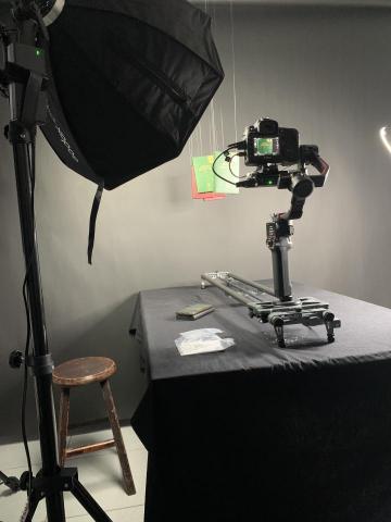 飛白企業有限公司 - 幕後展示