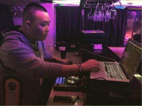 DJ Lil$un - 遊艇PA