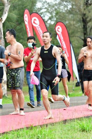海鷗教練的游泳教室 - 2021 challenge taiwan 113km 游泳項目 海鷗教練的游泳教室 - 2021 challenge taiwan 113km 游泳項目