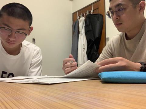 邱兆威 - 面授 國中會考考生