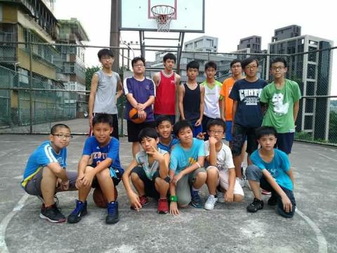 南仁宇籃球學院 - 