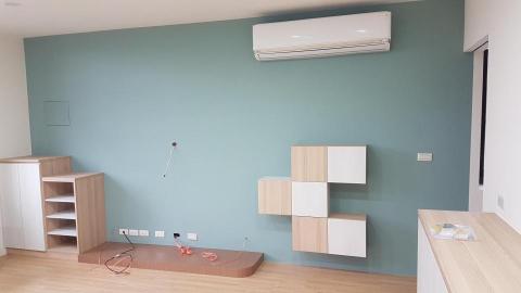 黃嘉文 - 台南陳寓電視主牆面設計。