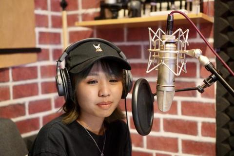  O.U Music 音樂工作室 - 學生來OU錄製Podcast