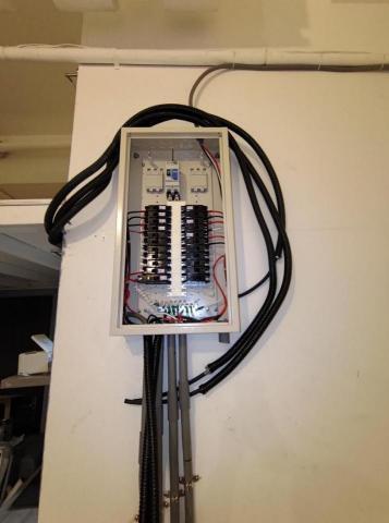 岳廷水電 - 開關箱更換,舊屋換線 岳廷水電 - 開關箱更換,舊屋換線