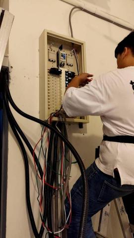 岳廷水電 - 屋內線路分迴,重配 岳廷水電 - 屋內線路分迴,重配