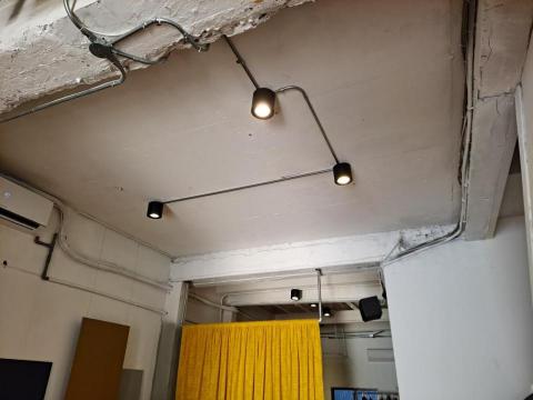 長岳水電工程行 - 工業風筒燈安裝