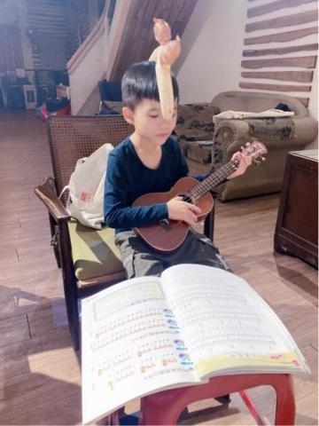 葵花音樂教育團隊|中部音樂師資媒合 -  烏克麗麗教學 葵花音樂教育團隊|中部音樂師資媒合 -  烏克麗麗教學