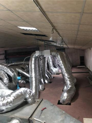 友呈空調設備有限公司 - 火鍋店分離式安裝（吊隱）