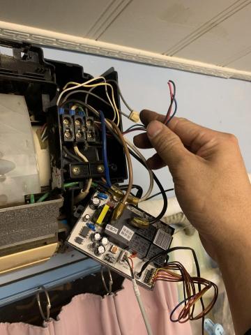 佳銓水電空調工程 - 冷氣機板更換