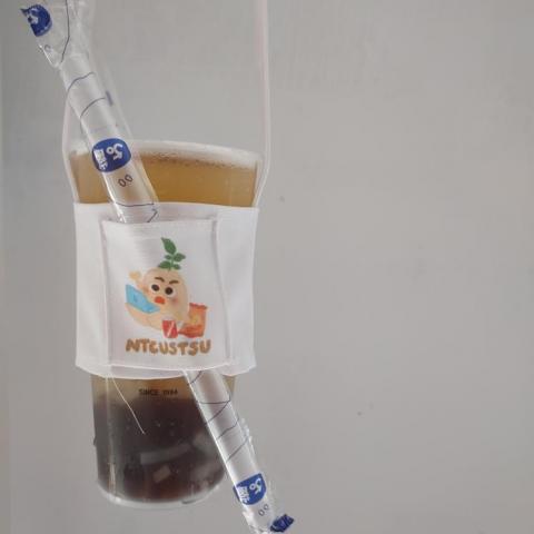 鴿子咕咕 - 客製化產品的插圖（學校辦的活動我做的設計）