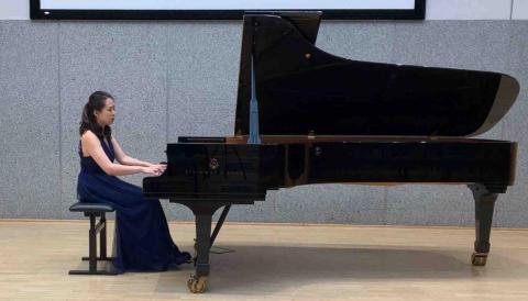 李沛宸老師｜鋼琴教學｜樂理聽寫教學｜德文教學 - 