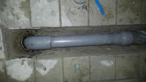 榮電宅修 - 管路更改