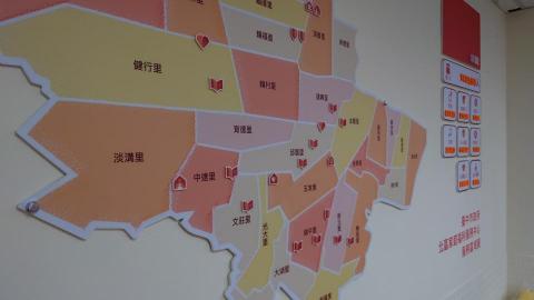 定藝文化工作室 - 臺中市社會局北區家庭福利服務中心｜服務範圍資訊牆面設計製作｜2020
https://artdef.github.io/project/project-11/