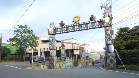 定藝文化工作室 - 臺南市政府原民會｜紀錄片與宣傳片製作｜2020
https://artdef.github.io/project/project-19/
https://artdef.github.io/project/project-22/