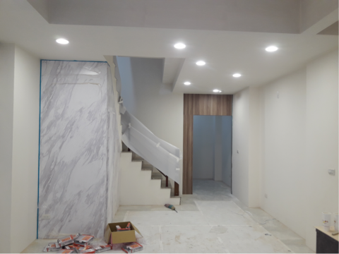 德豐室內裝修 - 石紋梯下儲藏空間