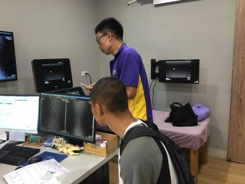 Ben - 協助選手就醫