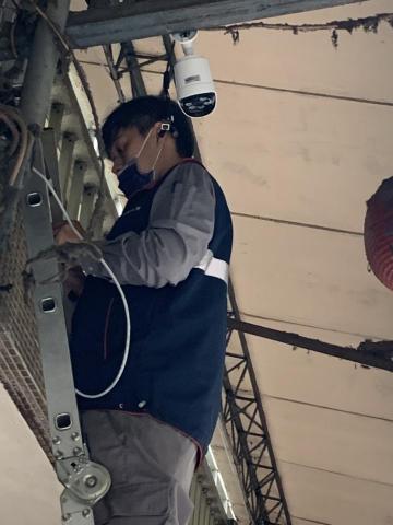 陳金祥 - 依照客戶所指定位置協助安裝及測試