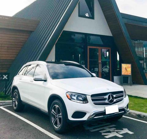 東先生《專業私人接送服務》 - 