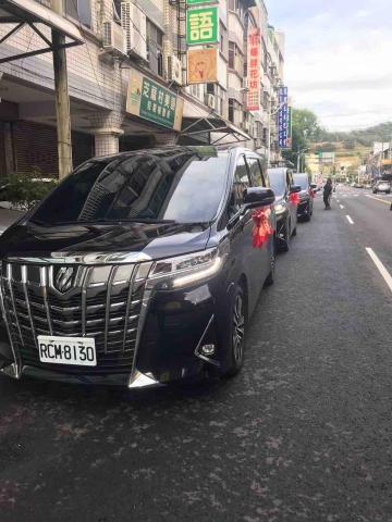 尊享 商務旅遊&機場接送 結婚禮車 - 禮車