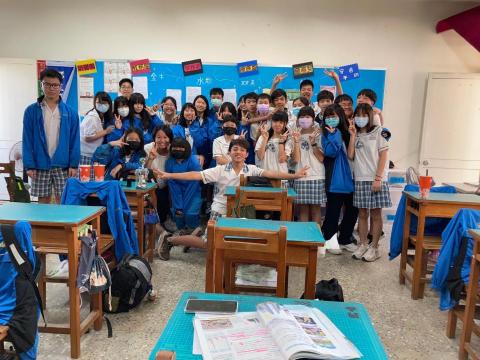 杜杜老師 - 國中代課留影 杜杜老師 - 國中代課留影