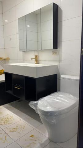 高雄水電維修站8-23 - 左營區 簡先生安裝衛浴施工