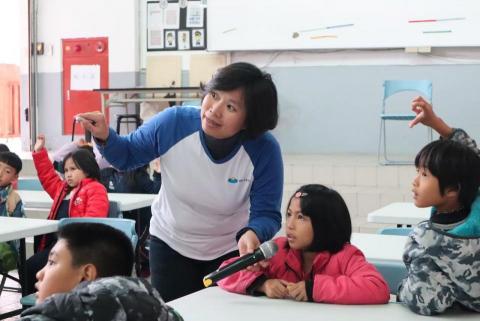 杜杜老師 - 偏鄉志工老師 杜杜老師 - 偏鄉志工老師