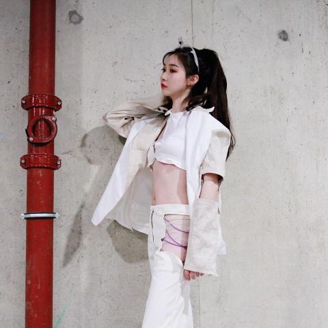 何禹 - 服裝設計，打版，樣衣，成衣，工藝圖，Techpack製作，拍攝