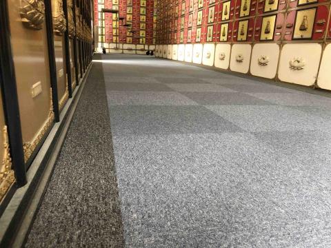 謙邑(采婕)實業有限公司 - 方塊地毯 滾邊