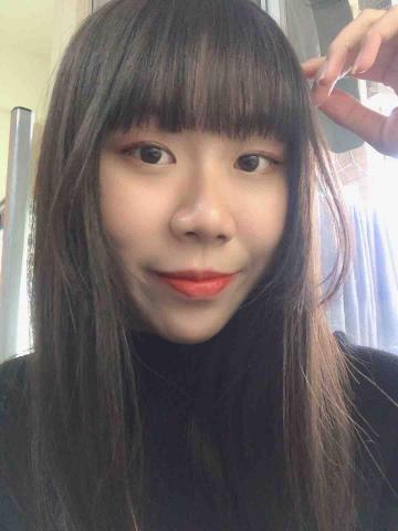李育貞 李育貞