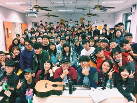 舒舒吉他音樂教室 - 中原大學吉他營