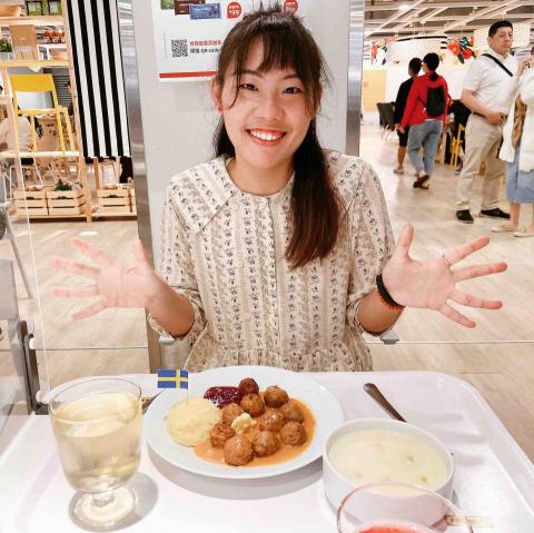 提供櫻花牌服務的專家許惟茜