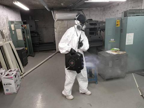 堅持環保科技 - 機房無線ULV空間殺菌